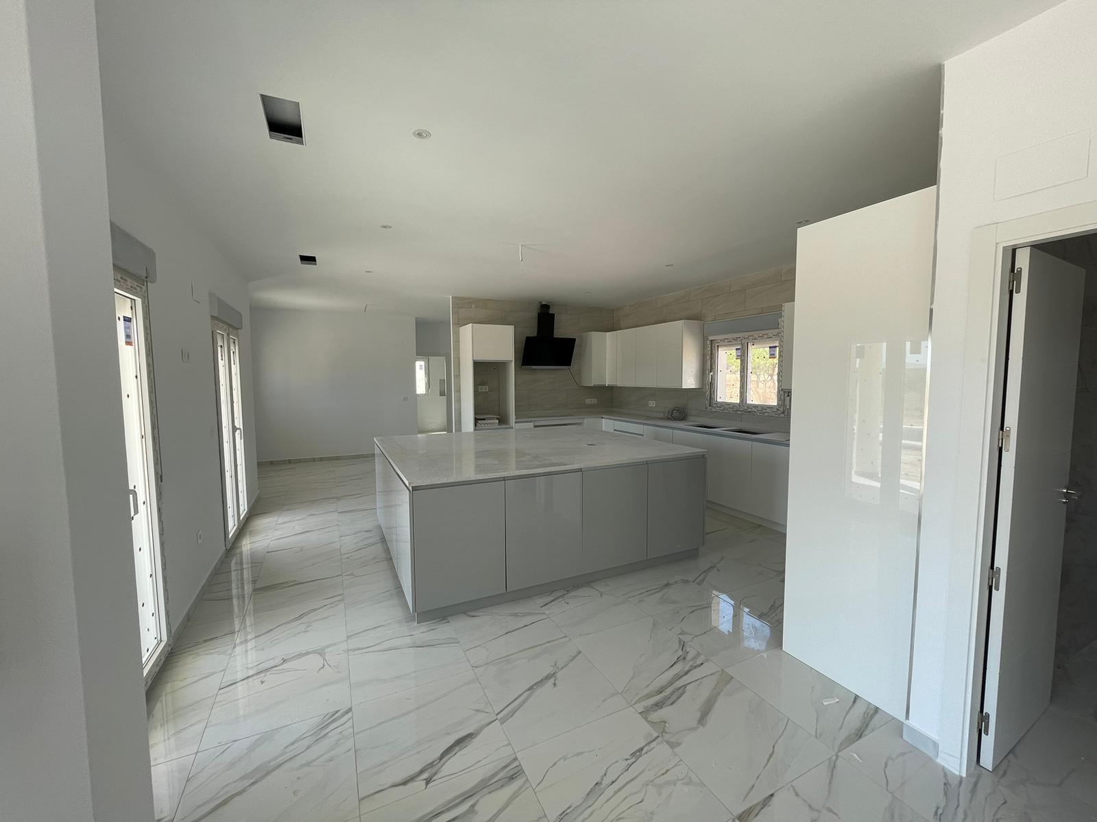 For sale - 6 Bedroom 4 Bathroom Villa in Pinoso - Camino Del Prado  - Alicante