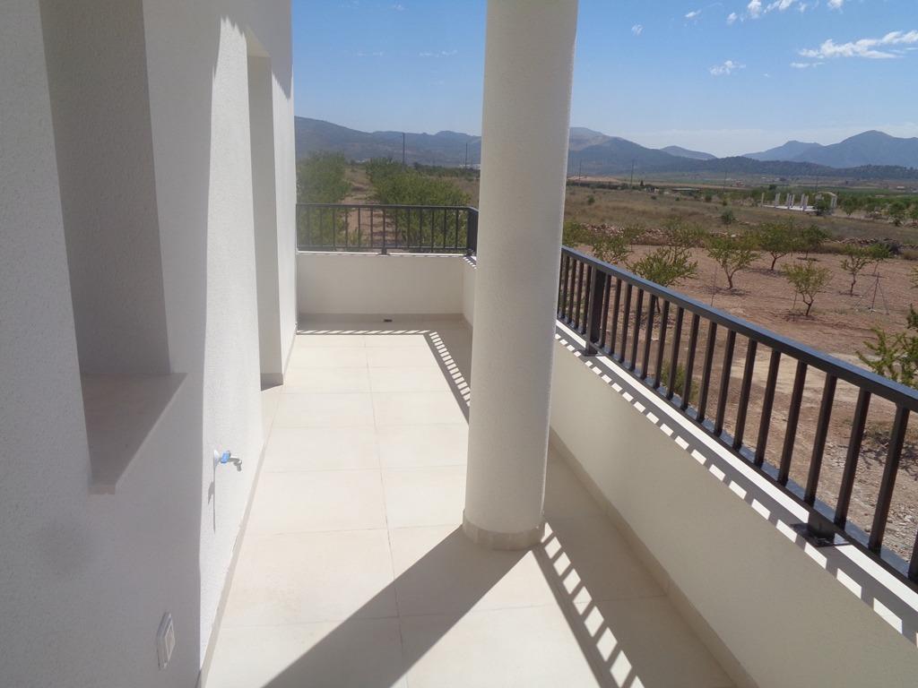 For sale - 4 Bedroom 3 Bathroom Villa in Pinoso - Camino Del Prado  - Alicante