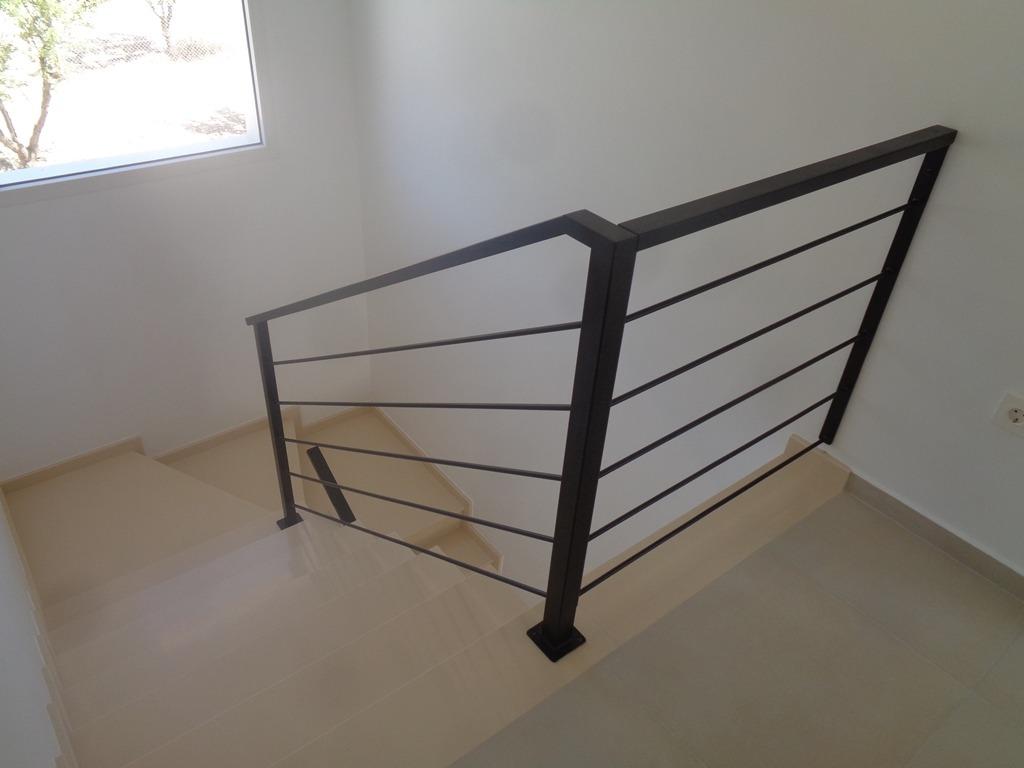 For sale - 4 Bedroom 3 Bathroom Villa in Pinoso - Camino Del Prado  - Alicante