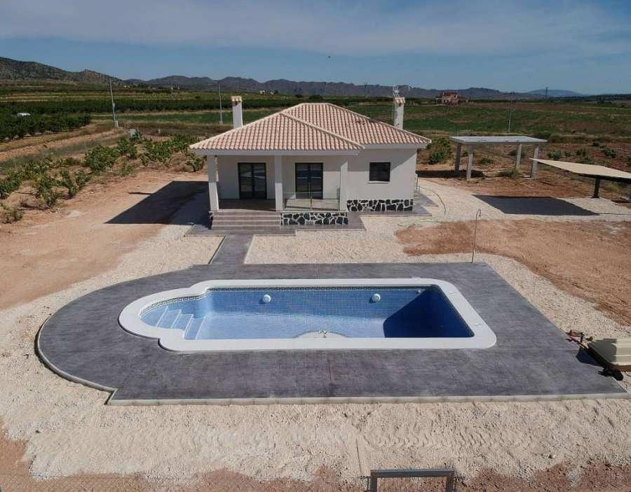 For sale - 3 Bedroom 2 Bathroom Villa in Pinoso - Camino Del Prado  - Alicante