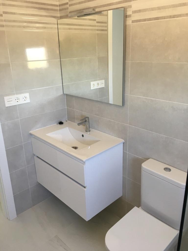 For sale - 3 Bedroom 2 Bathroom Villa in Pinoso - Camino Del Prado  - Alicante