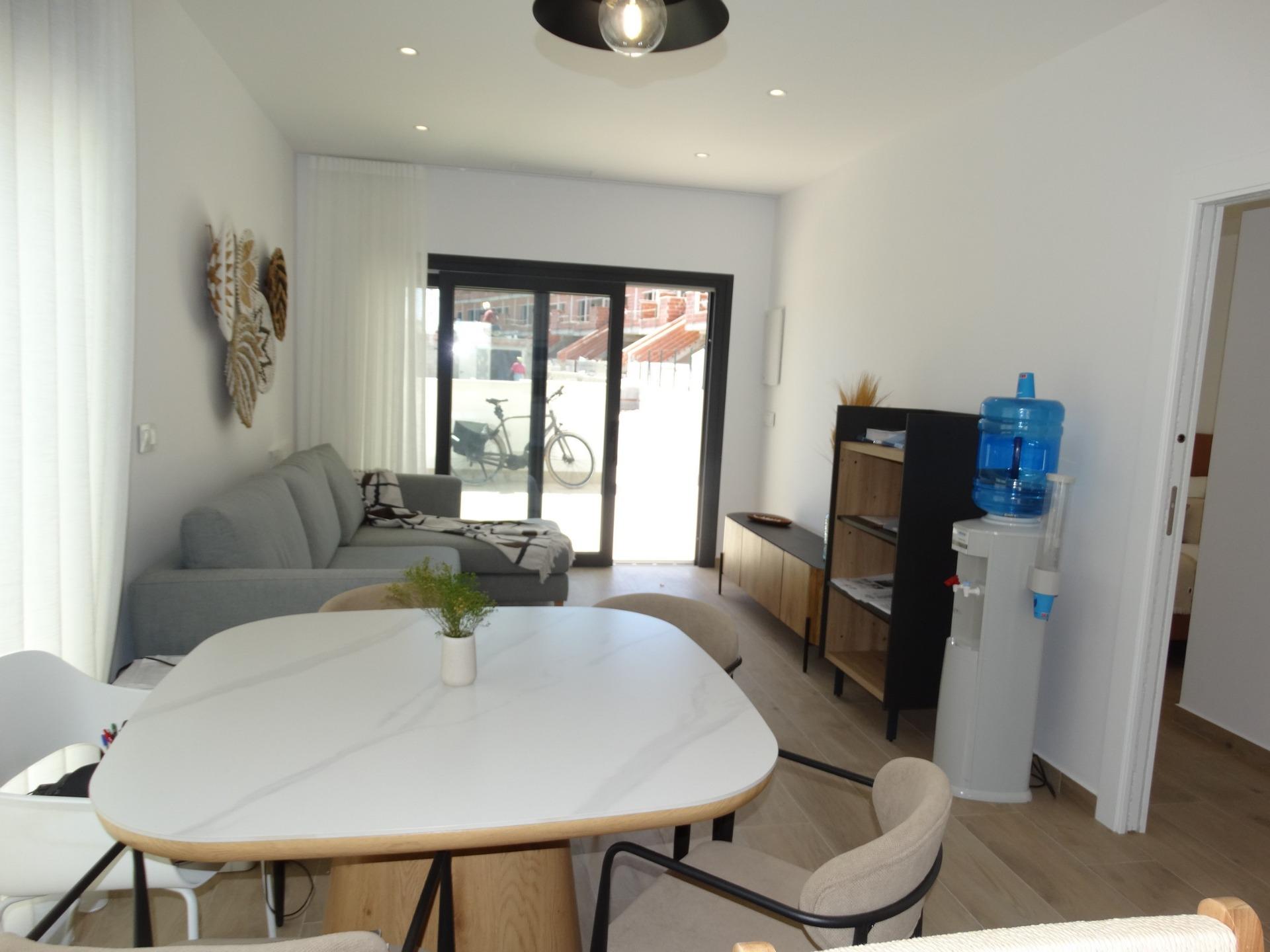 For sale - 2 Bedroom 2 Bathroom Bungalow in Pilar de La Horadada - pueblo  - Alicante