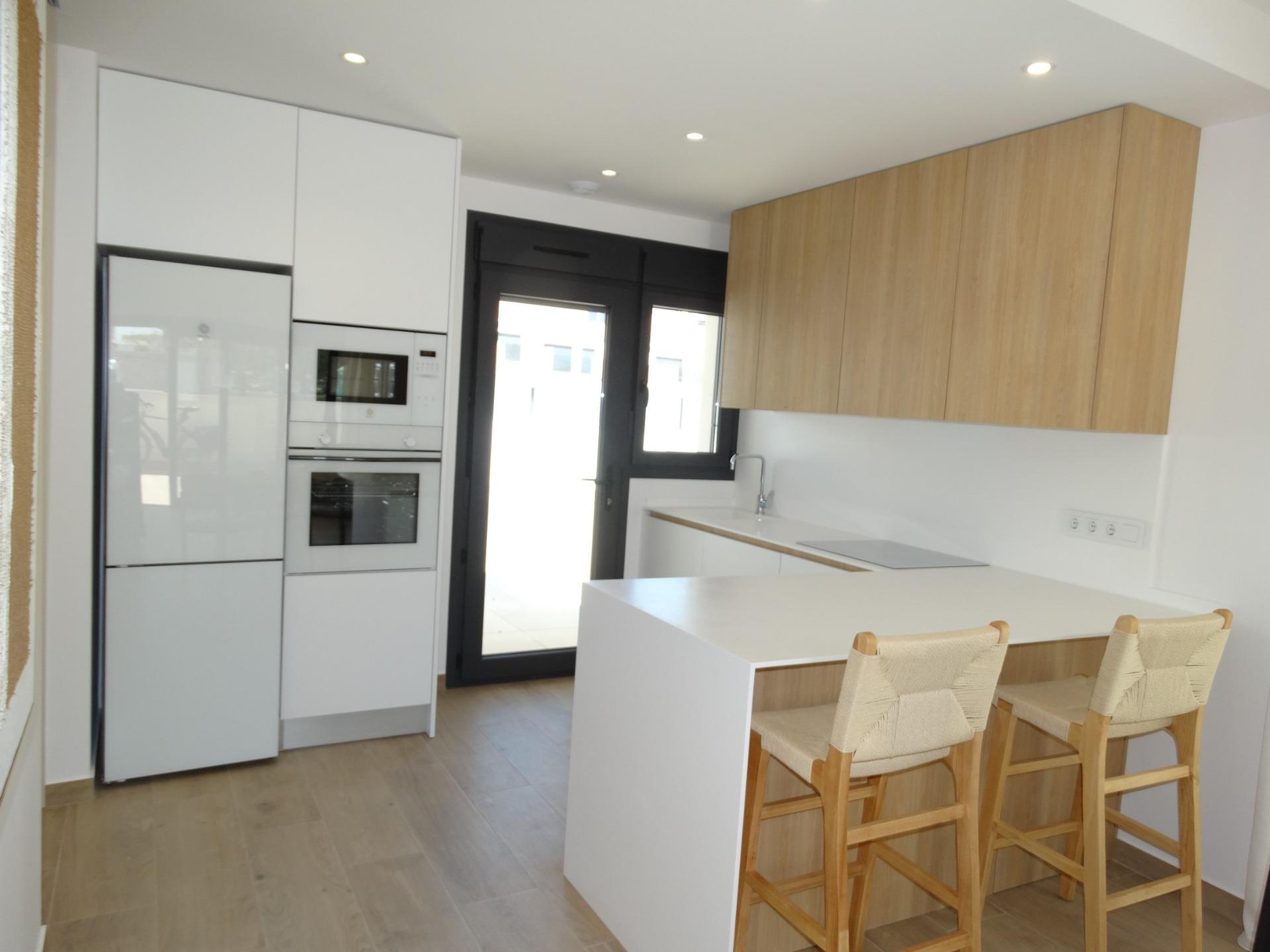 For sale - 2 Bedroom 2 Bathroom Bungalow in Pilar de La Horadada - pueblo  - Alicante