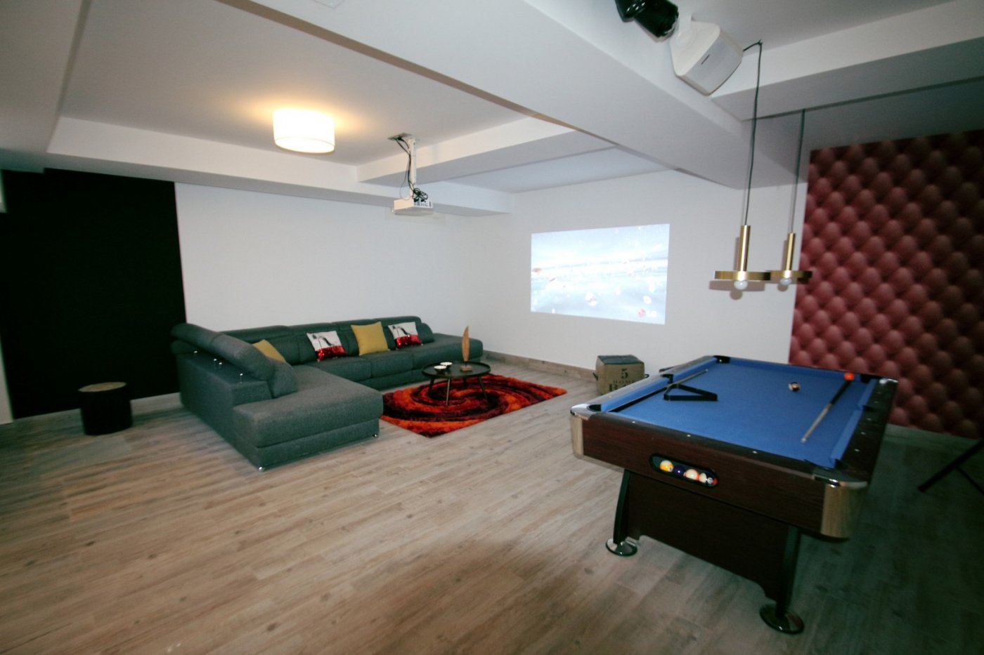For sale - 5 Bedroom 4 Bathroom Villa in Los Montesinos - La Herrada  - Alicante