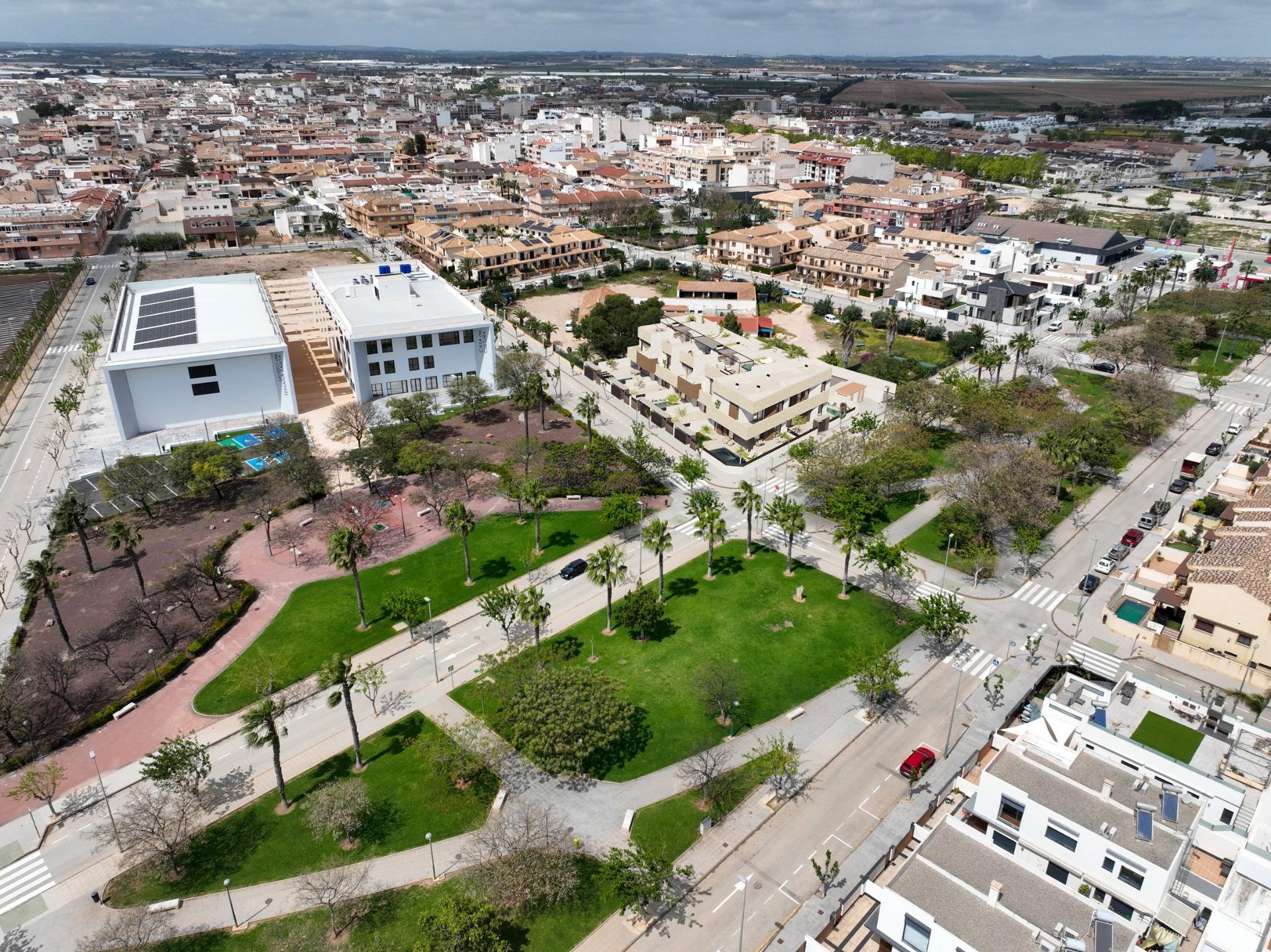 For sale - 3 Bedroom 2 Bathroom Bungalow in Pilar de La Horadada - parques de Andromeda  - Alicante