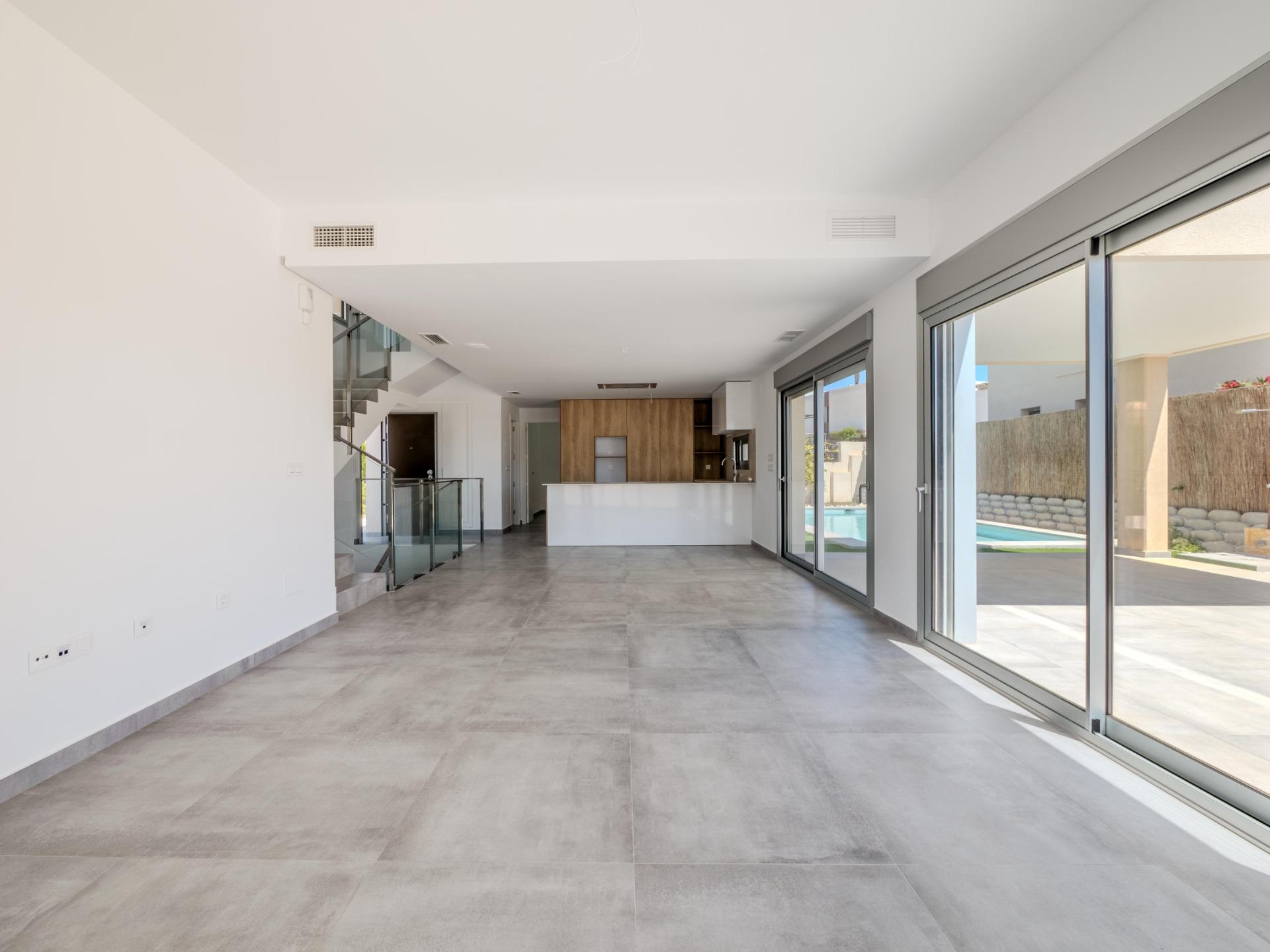 For sale - 4 Bedroom 3 Bathroom Villa in Algorfa - La Finca Golf  - Alicante