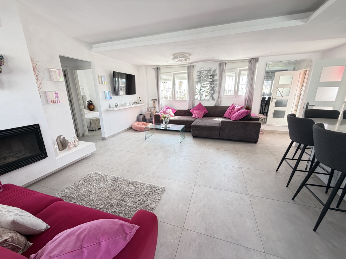 For sale - 3 Bedroom 2 Bathroom Villa in San Miguel De Salinas - , San Miguel De Salinas, Alicante, Spain - Alicante