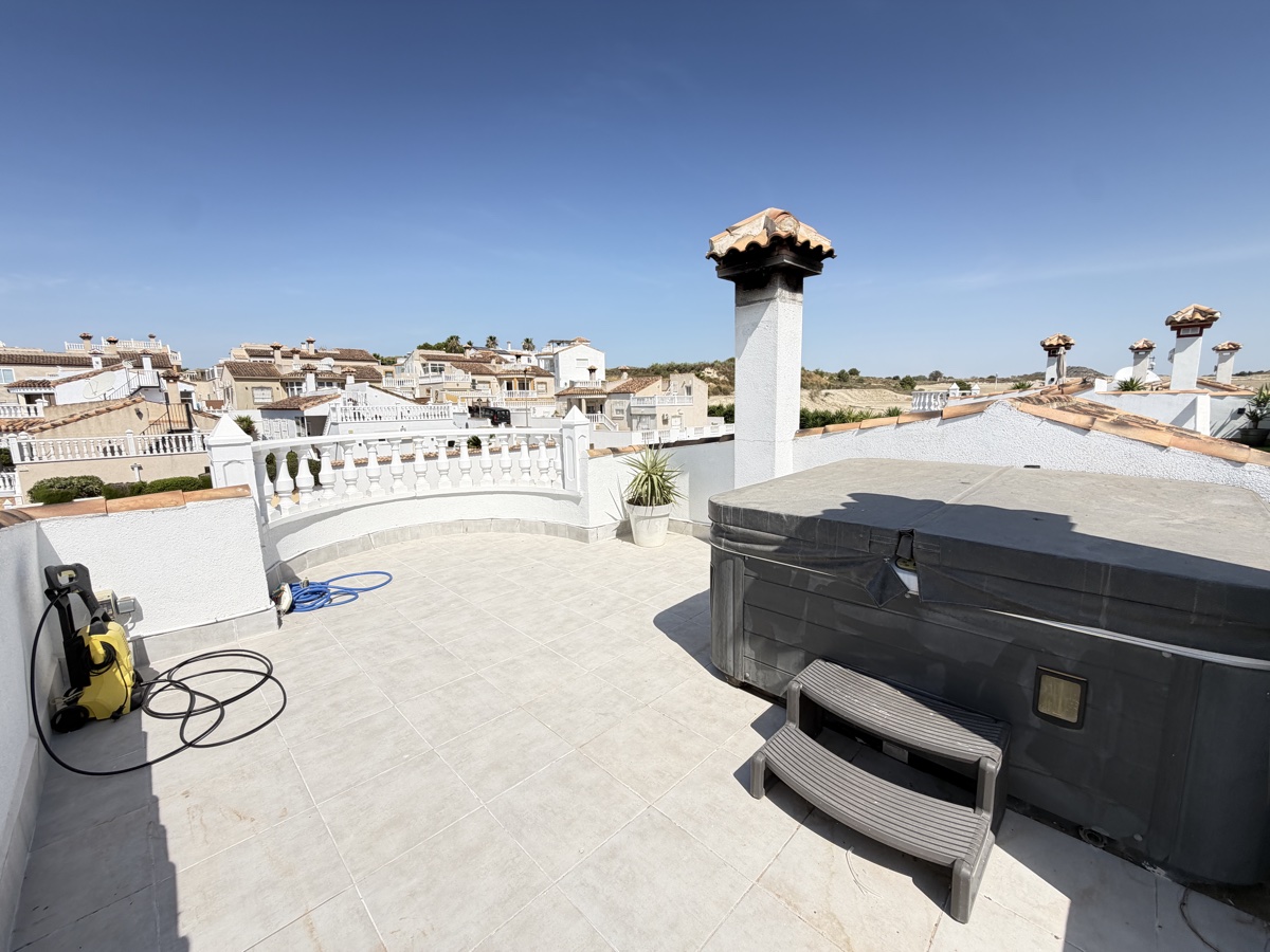 For sale - 3 Bedroom 2 Bathroom Villa in San Miguel De Salinas - , San Miguel De Salinas, Alicante, Spain - Alicante
