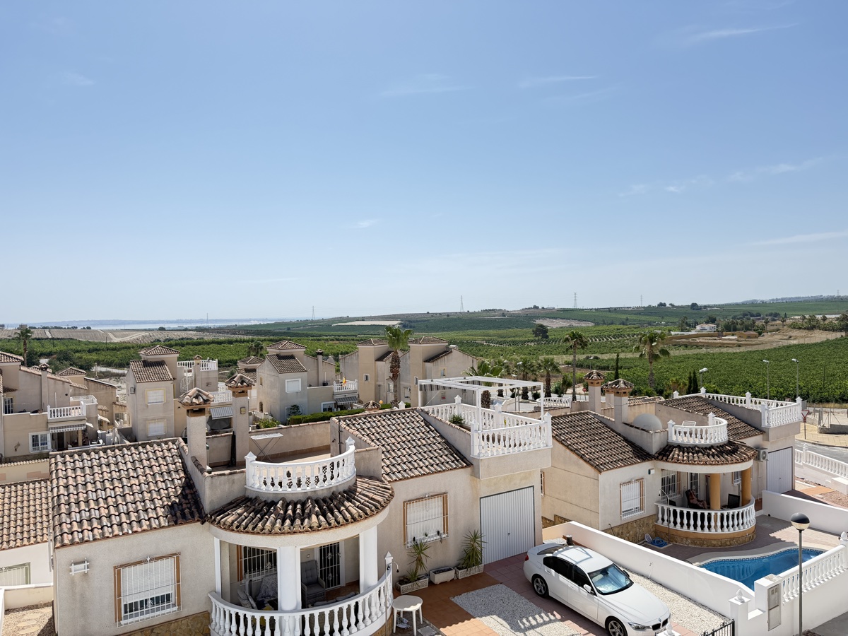 For sale - 3 Bedroom 2 Bathroom Villa in San Miguel De Salinas - , San Miguel De Salinas, Alicante, Spain - Alicante