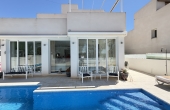 2-16176/78318, 4 Bedroom 3 Bathroom Villa in Mil Palmeras