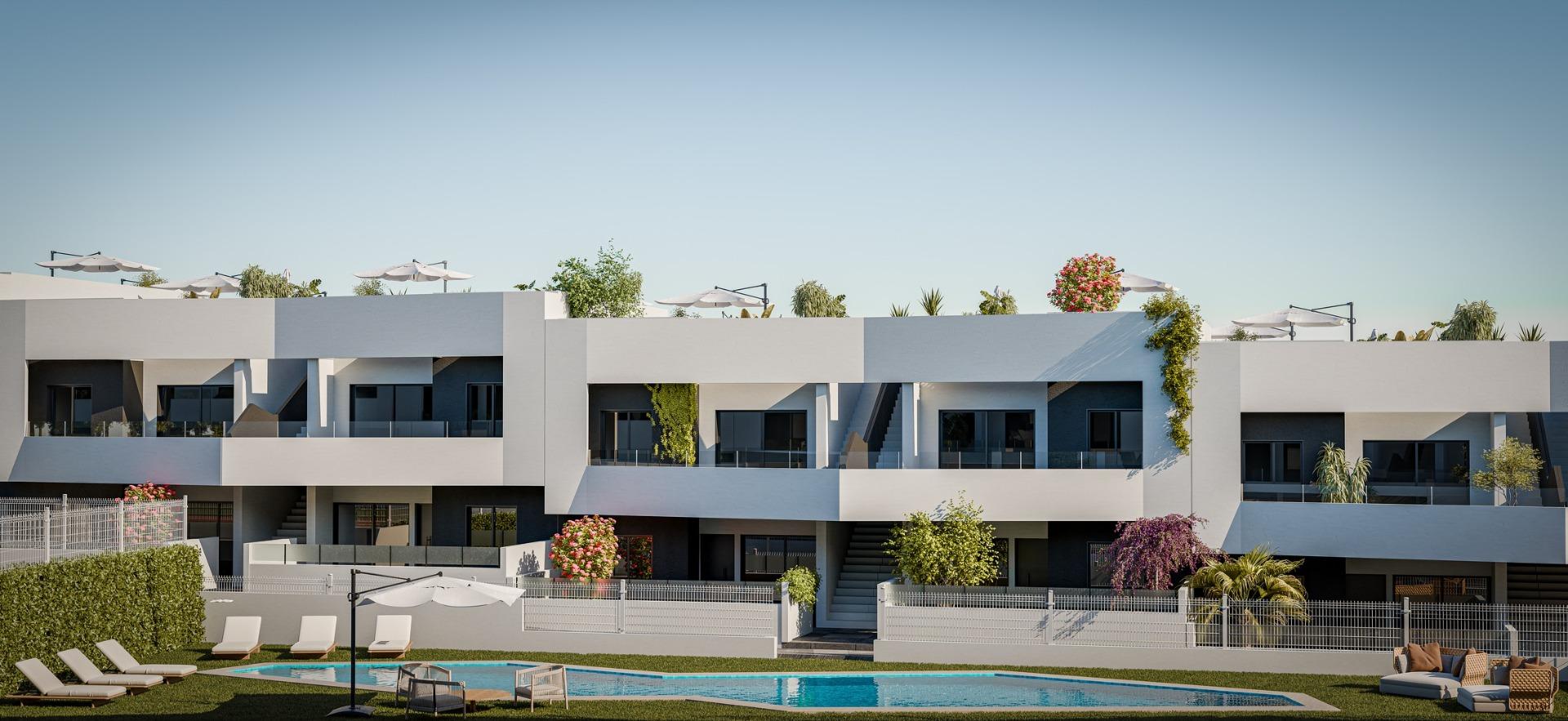 For sale - 3 Bedroom 2 Bathroom Bungalow in San Miguel de Salinas - Pueblo  - Alicante
