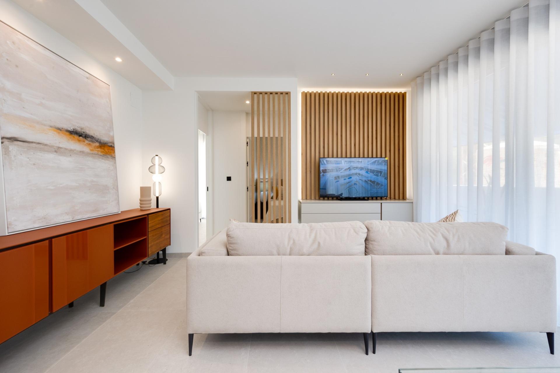 For sale - 2 Bedroom 2 Bathroom Apartment in Guardamar del Segura - Avda del Puerto  - Alicante