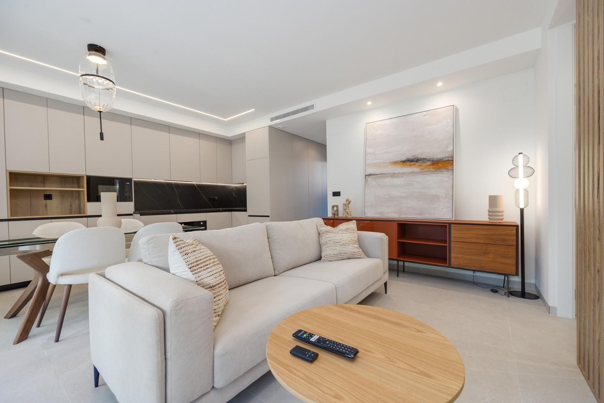 For sale - 2 Bedroom 2 Bathroom Apartment in Guardamar del Segura - Avda del Puerto  - Alicante