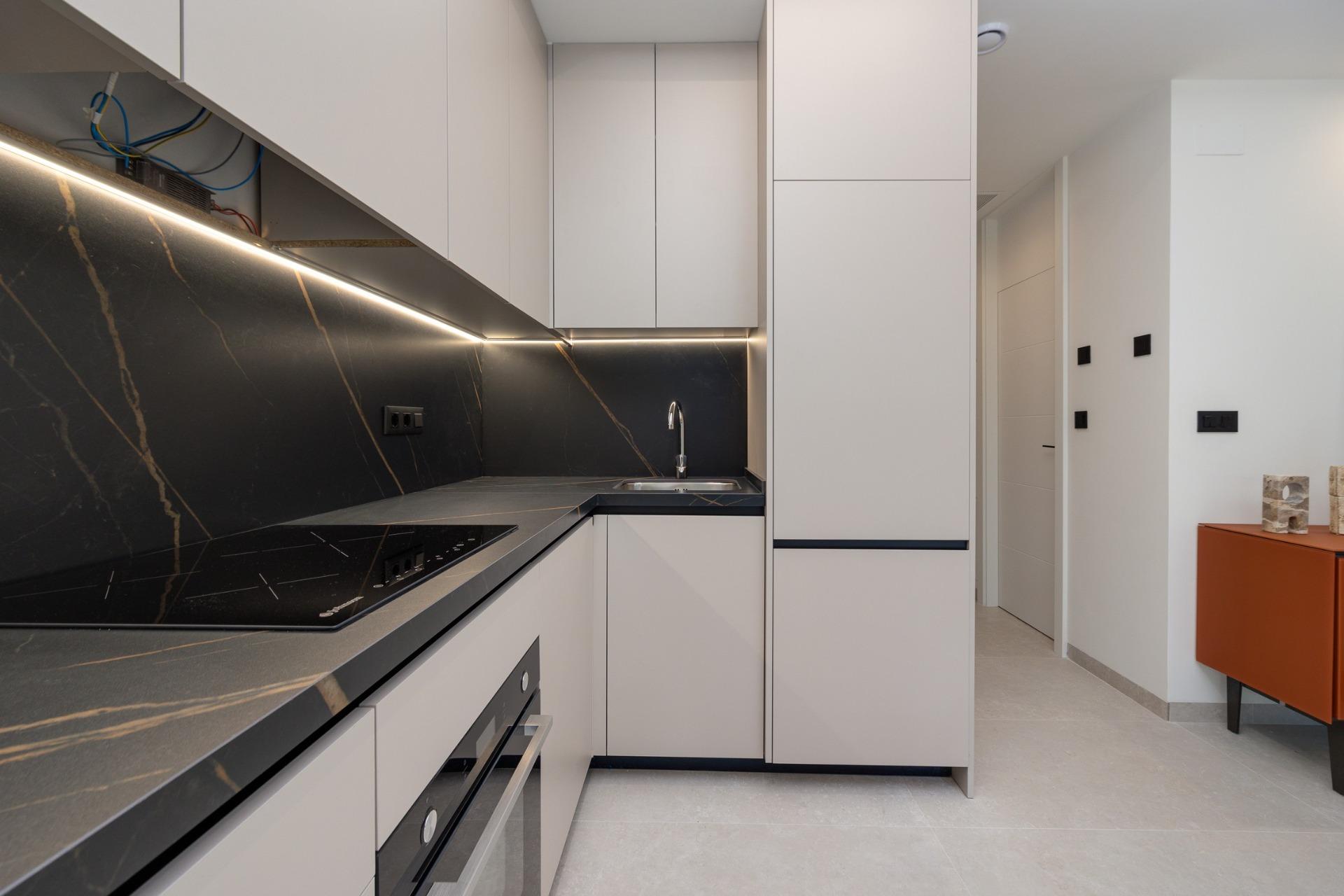 For sale - 2 Bedroom 2 Bathroom Apartment in Guardamar del Segura - Avda del Puerto  - Alicante