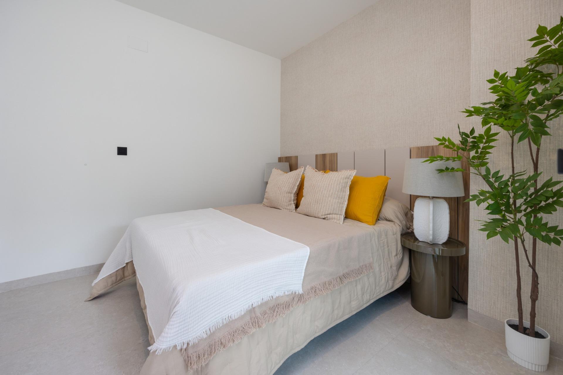 For sale - 2 Bedroom 2 Bathroom Apartment in Guardamar del Segura - Avda del Puerto  - Alicante