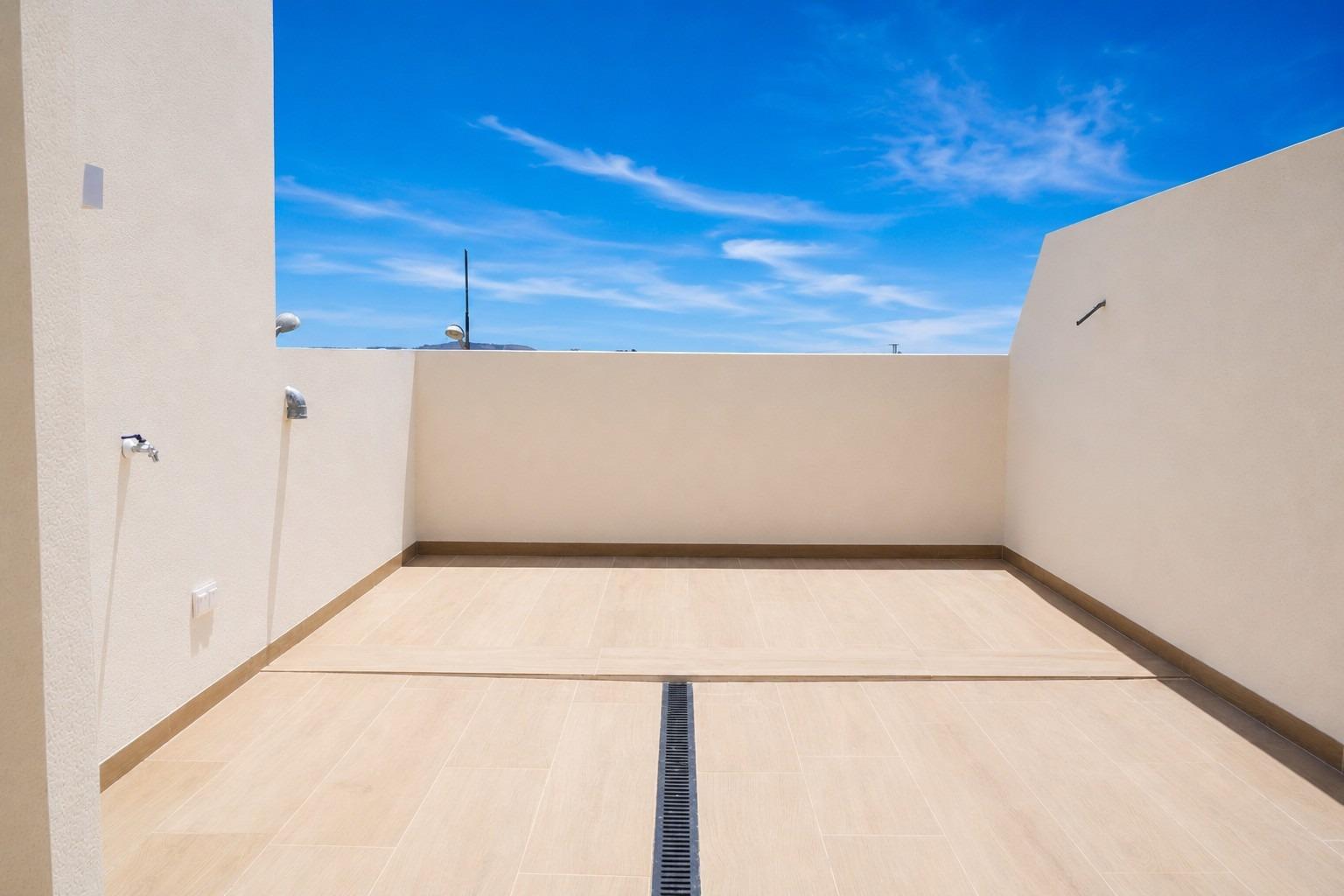 For sale - 2 Bedroom 3 Bathroom Town House in Dolores - Sector 2  - Alicante