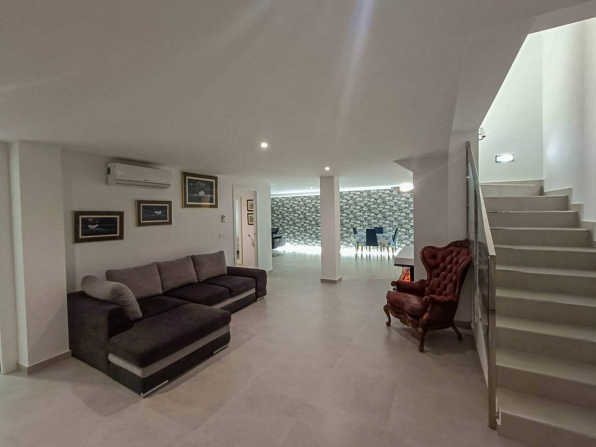 For sale - 5 Bedroom 4 Bathroom Villa in Rojales - Inland  - Alicante