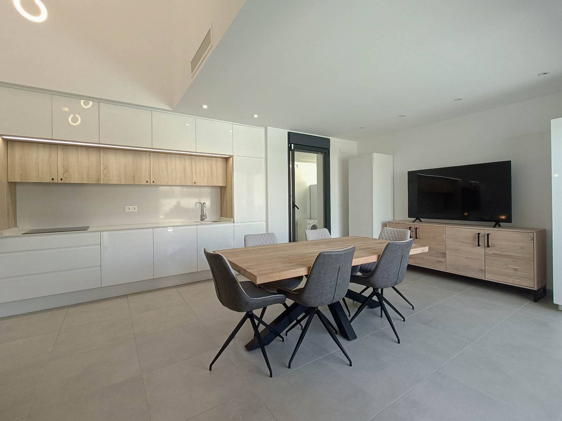 For sale - 5 Bedroom 4 Bathroom Villa in Rojales - Inland  - Alicante