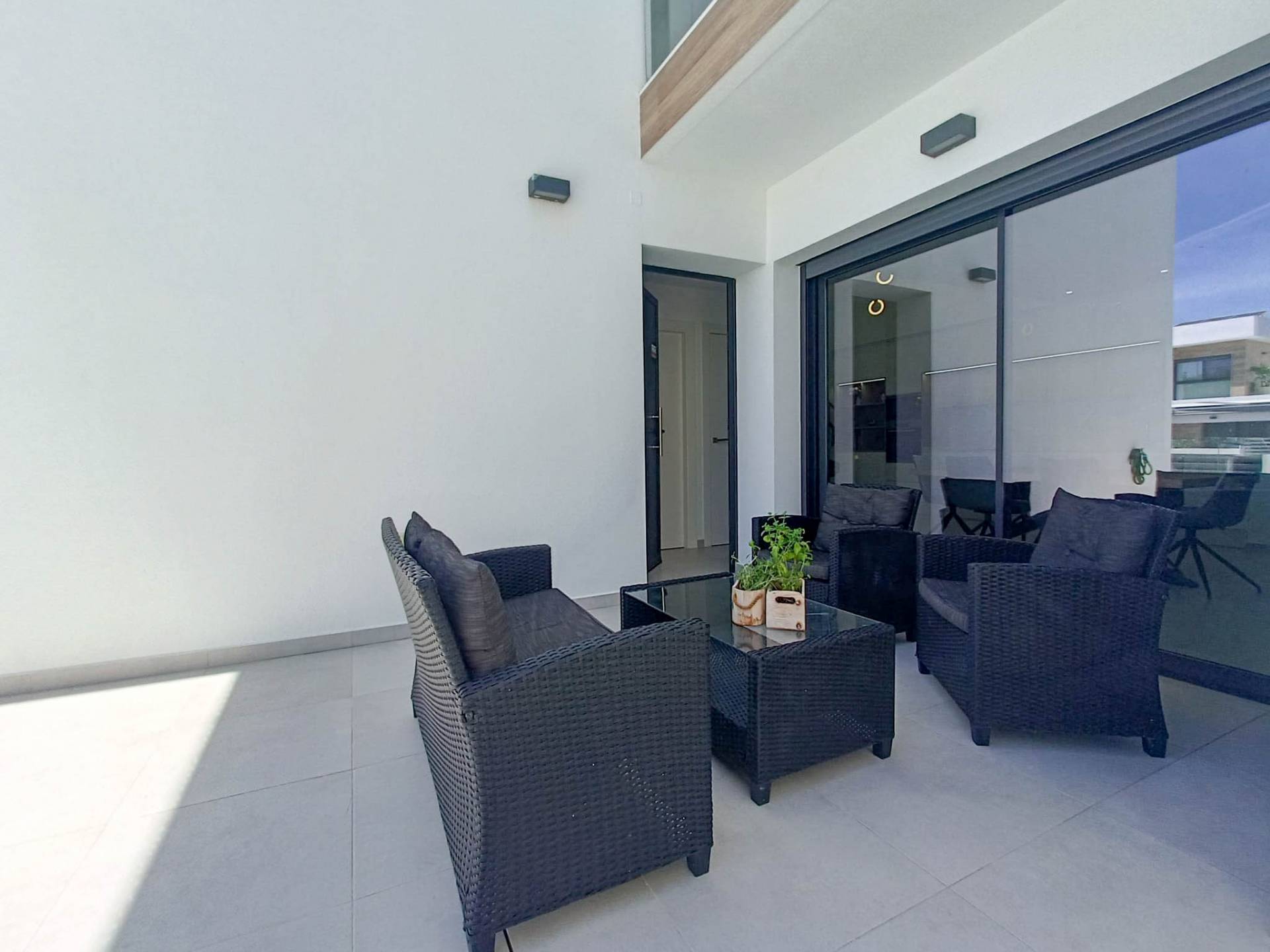 For sale - 5 Bedroom 4 Bathroom Villa in Rojales - Inland  - Alicante