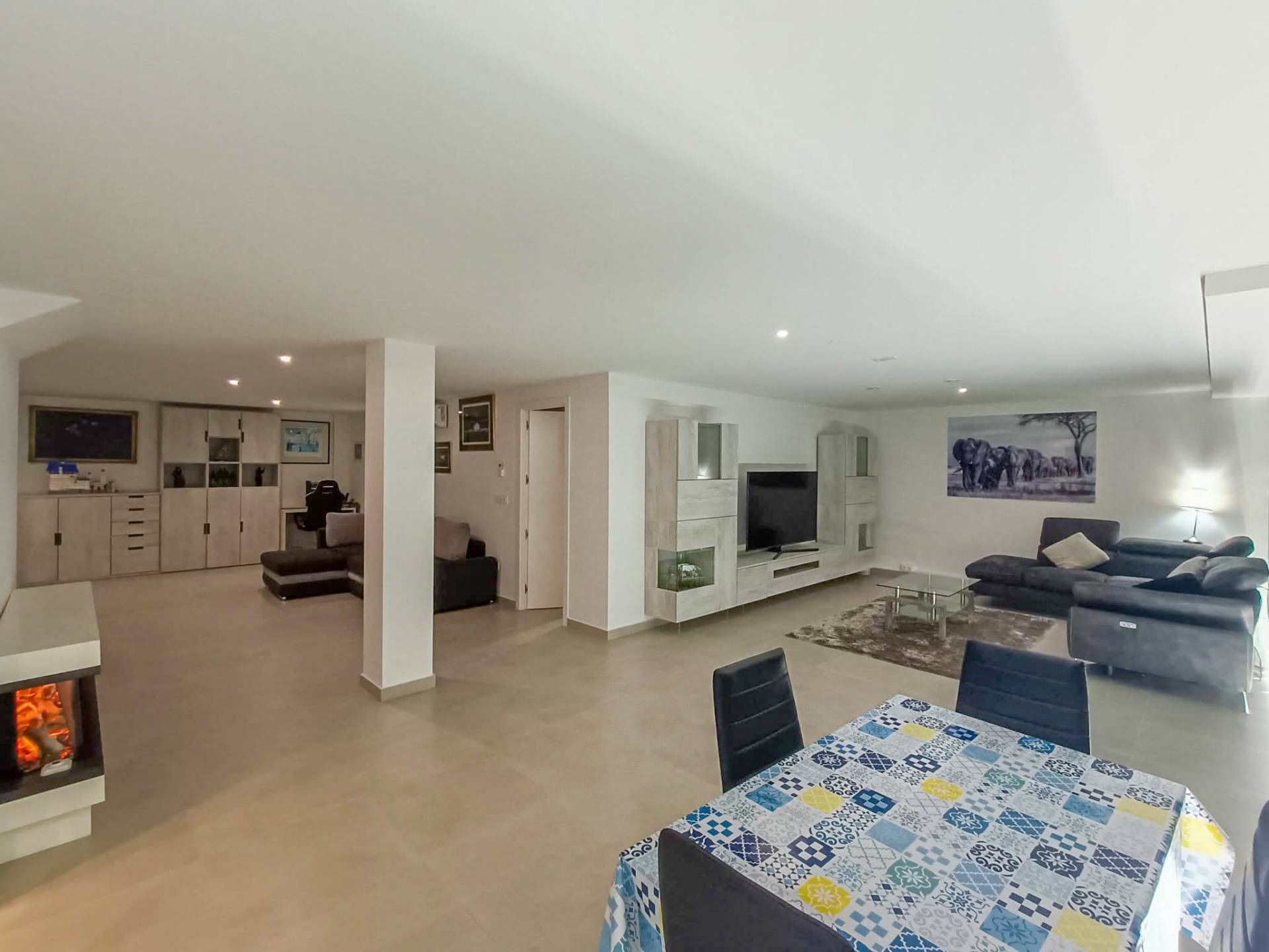 For sale - 5 Bedroom 4 Bathroom Villa in Rojales - Inland  - Alicante