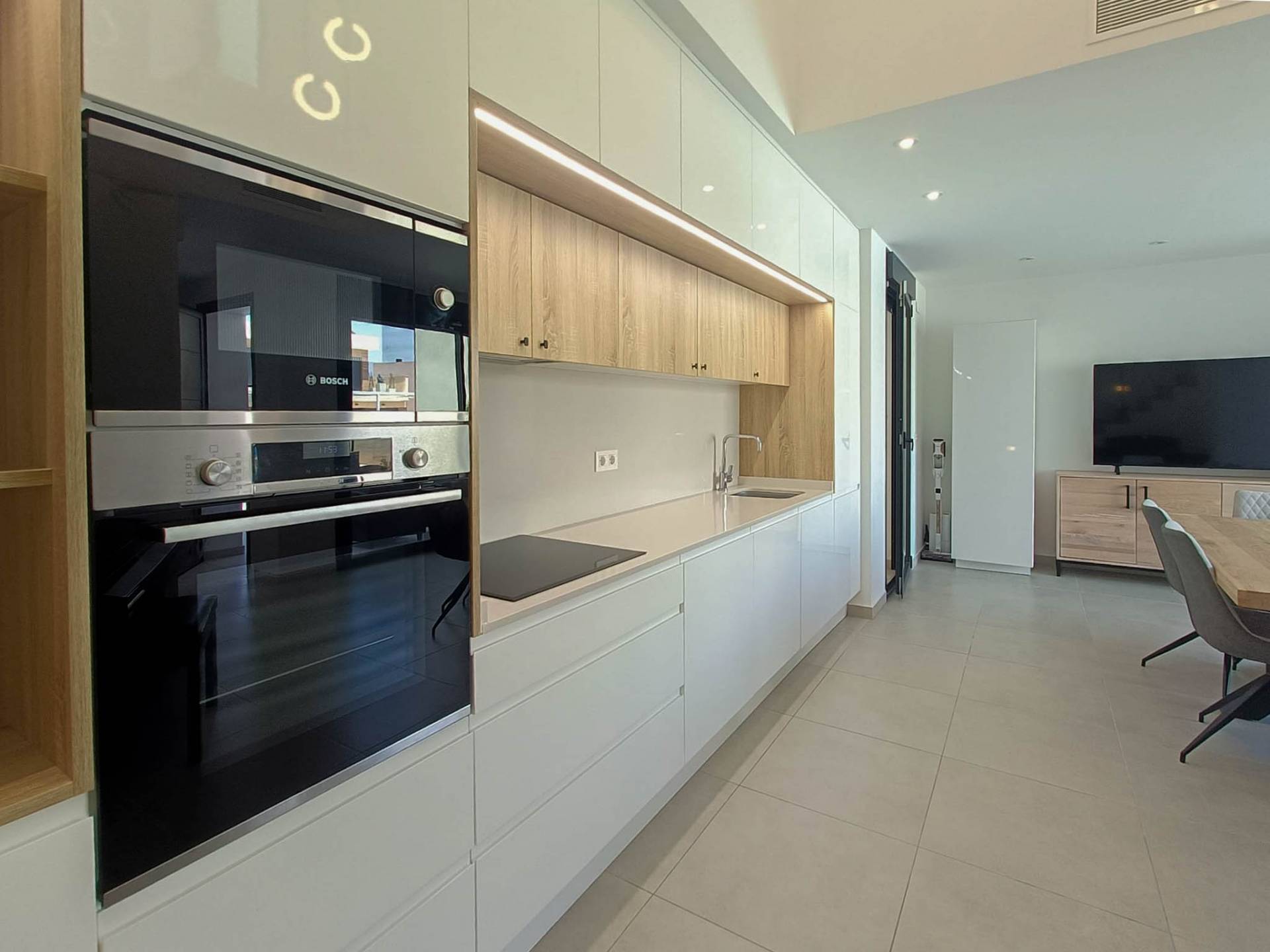 For sale - 5 Bedroom 4 Bathroom Villa in Rojales - Inland  - Alicante