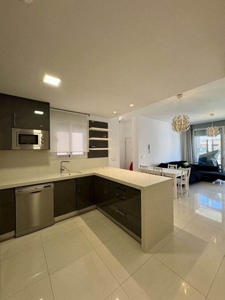 For sale - 3 Bedroom 2 Bathroom Apartment in Guardamar del Segura - Costa Blanca  - Alicante