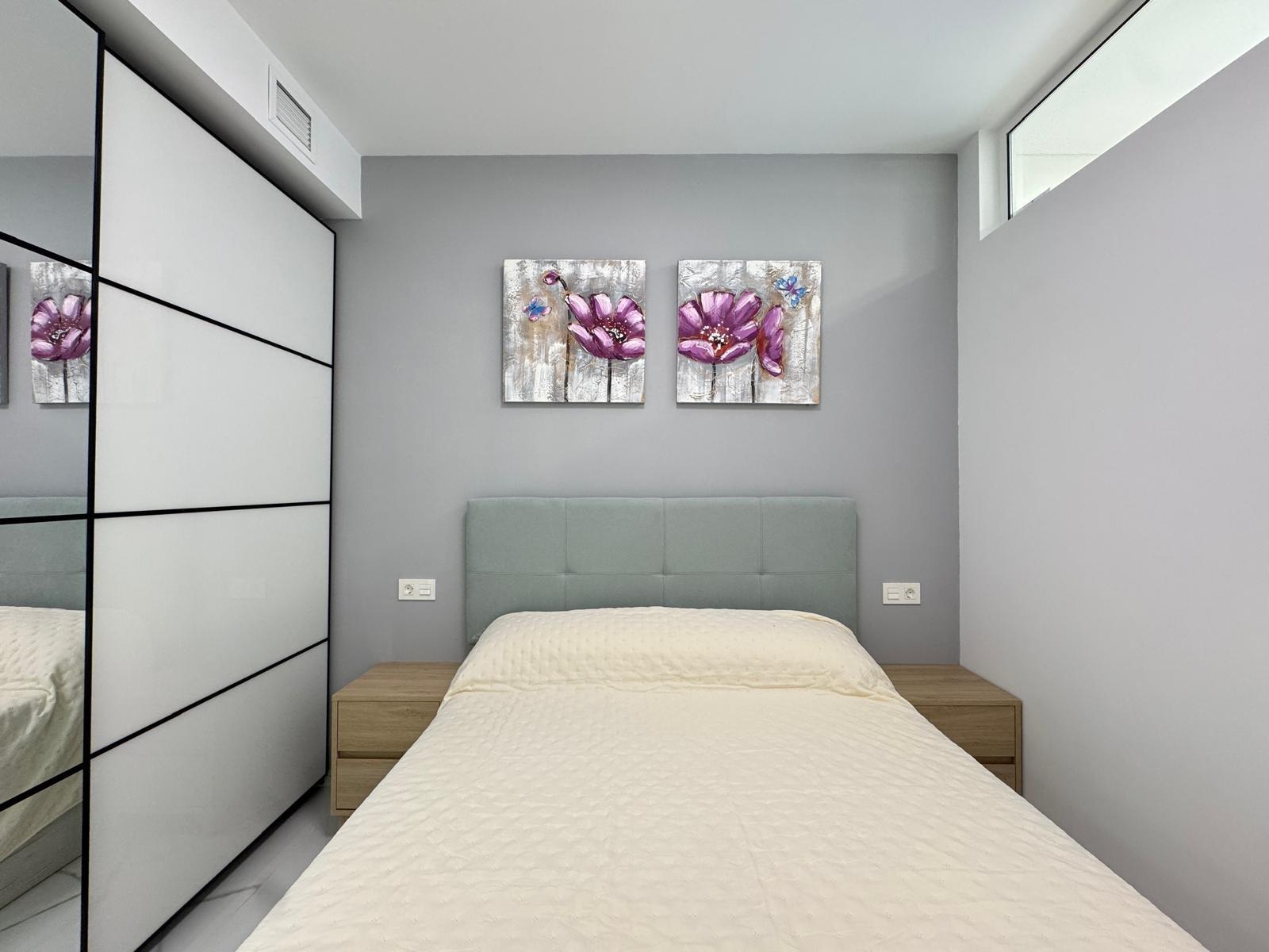 For sale - 2 Bedroom 2 Bathroom Apartment in Torrevieja - Estacion De Autobuses  - Alicante