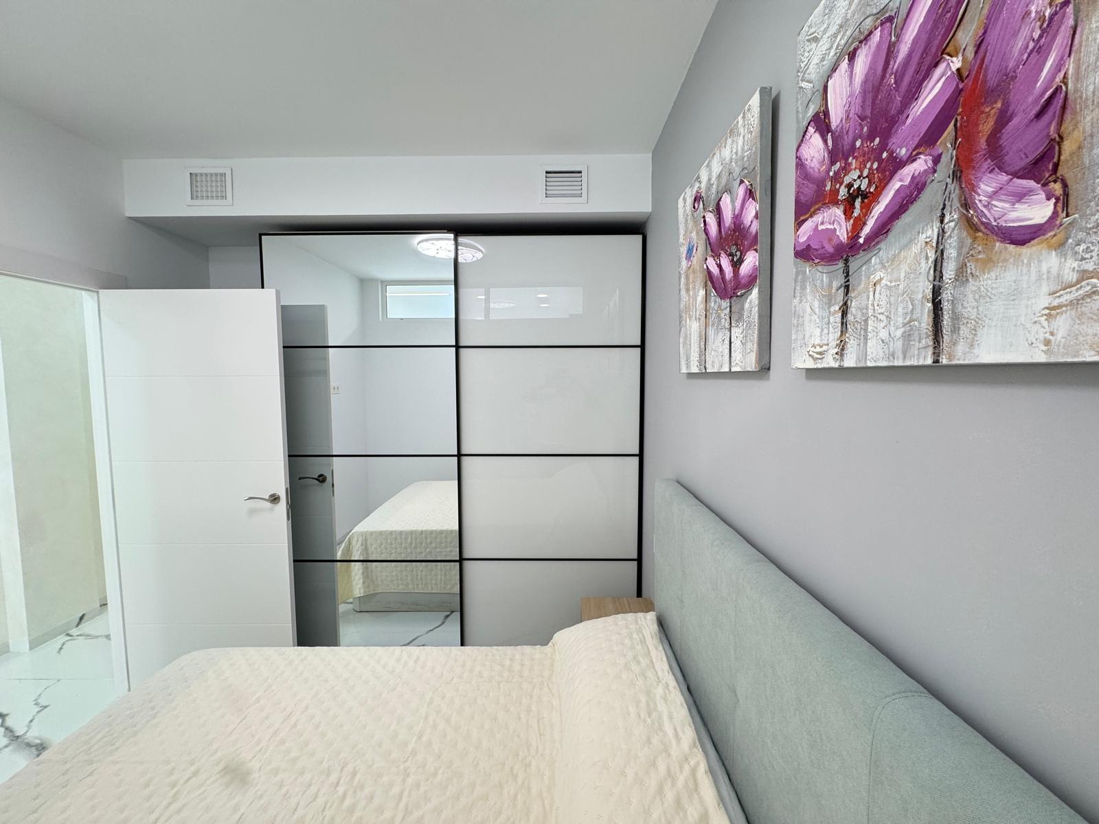 For sale - 2 Bedroom 2 Bathroom Apartment in Torrevieja - Estacion De Autobuses  - Alicante