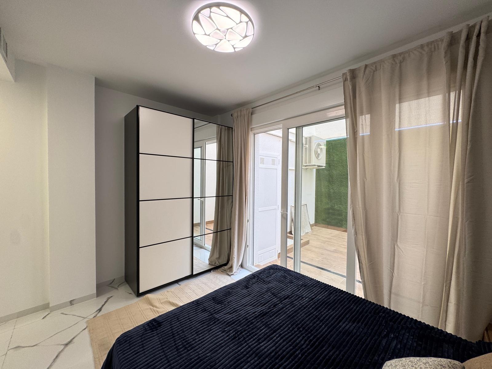 For sale - 2 Bedroom 2 Bathroom Apartment in Torrevieja - Estacion De Autobuses  - Alicante