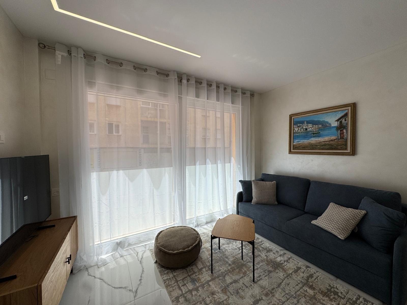 For sale - 2 Bedroom 2 Bathroom Apartment in Torrevieja - Estacion De Autobuses  - Alicante