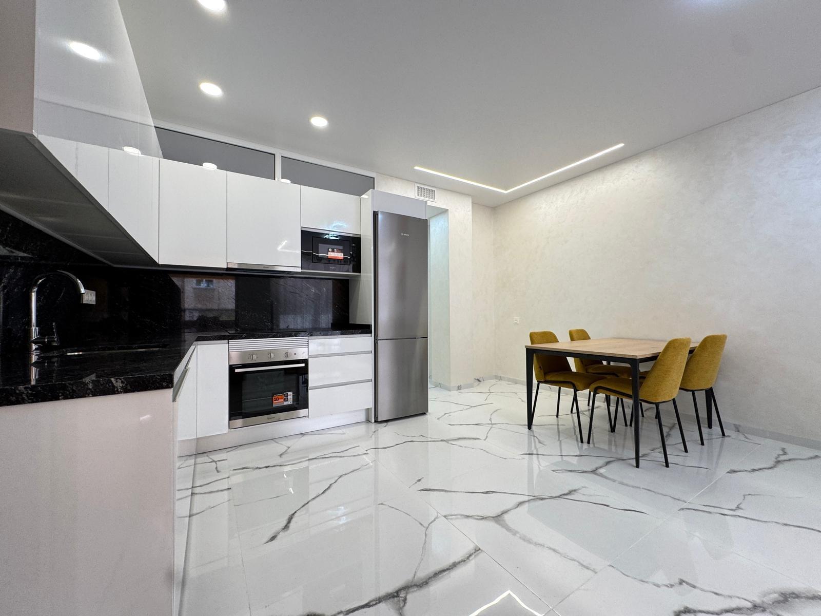For sale - 2 Bedroom 2 Bathroom Apartment in Torrevieja - Estacion De Autobuses  - Alicante