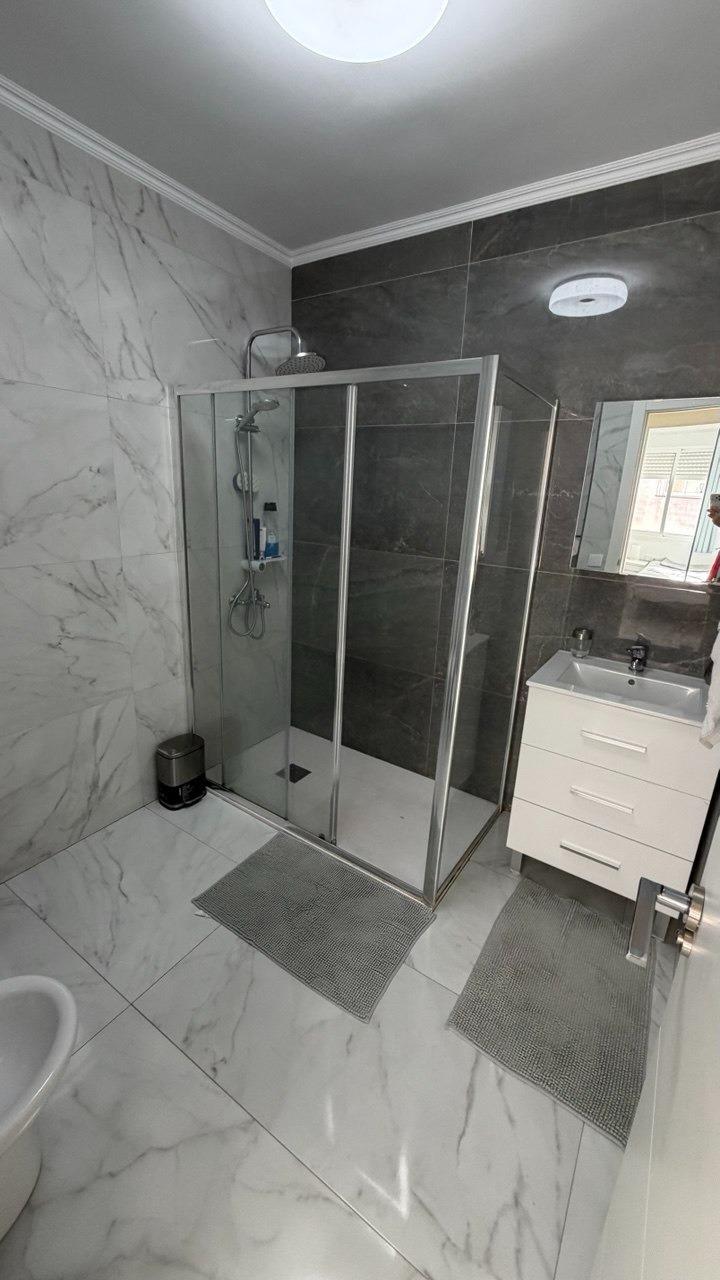 For sale - 3 Bedroom 2 Bathroom Apartment in Torrevieja - Curva Del Palangre  - Alicante