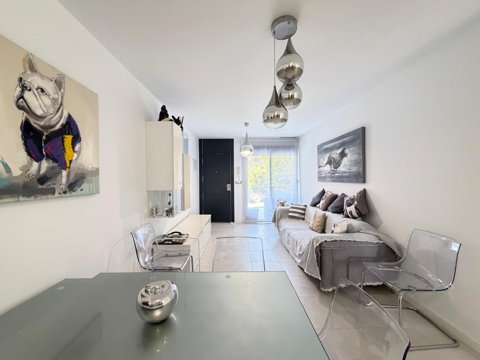 For sale - 3 Bedroom 2 Bathroom Apartment in Orihuela Costa - Altos De Campoamor  - Alicante