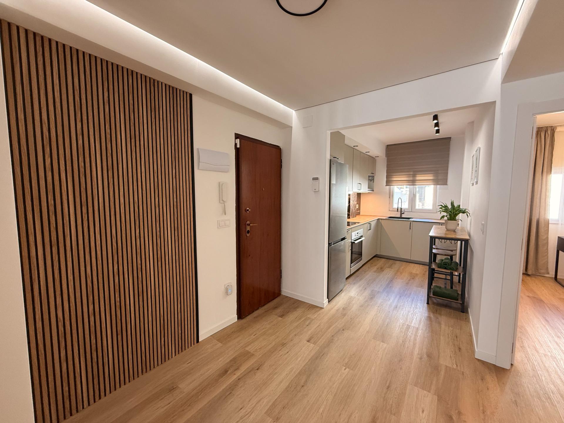 For sale - 2 Bedroom 1 Bathroom Apartment in Torrevieja - Curva Del Palangre  - Alicante