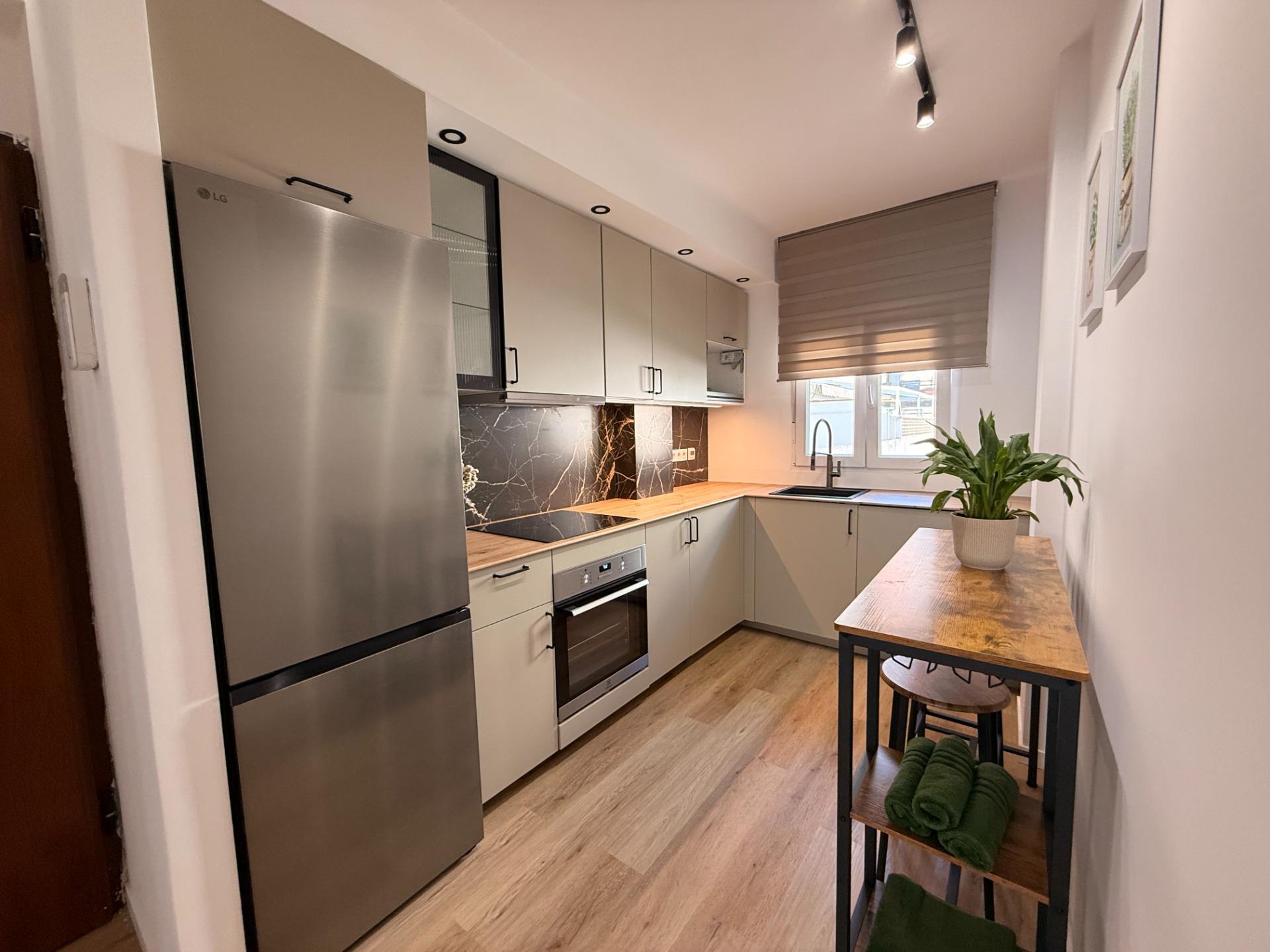 For sale - 2 Bedroom 1 Bathroom Apartment in Torrevieja - Curva Del Palangre  - Alicante