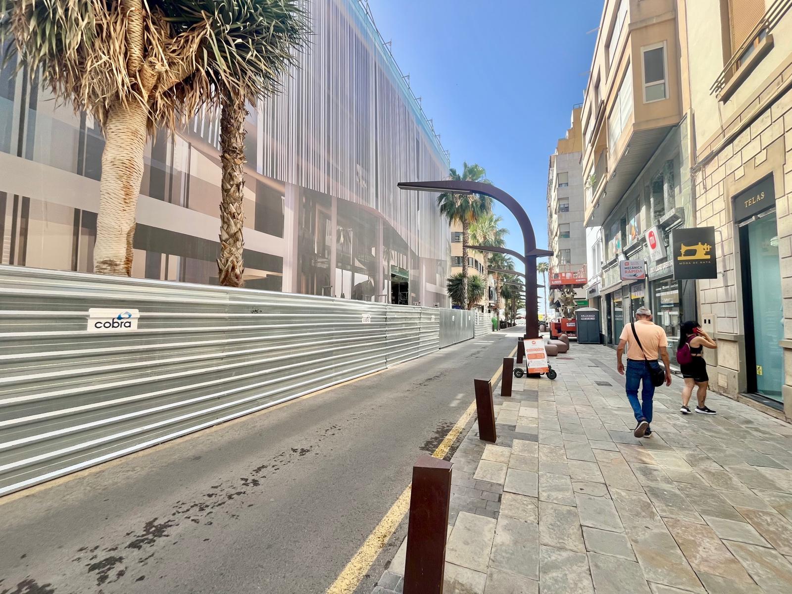 For sale - 3 Bedroom 1 Bathroom Apartment in Torrevieja - Centro  - Alicante