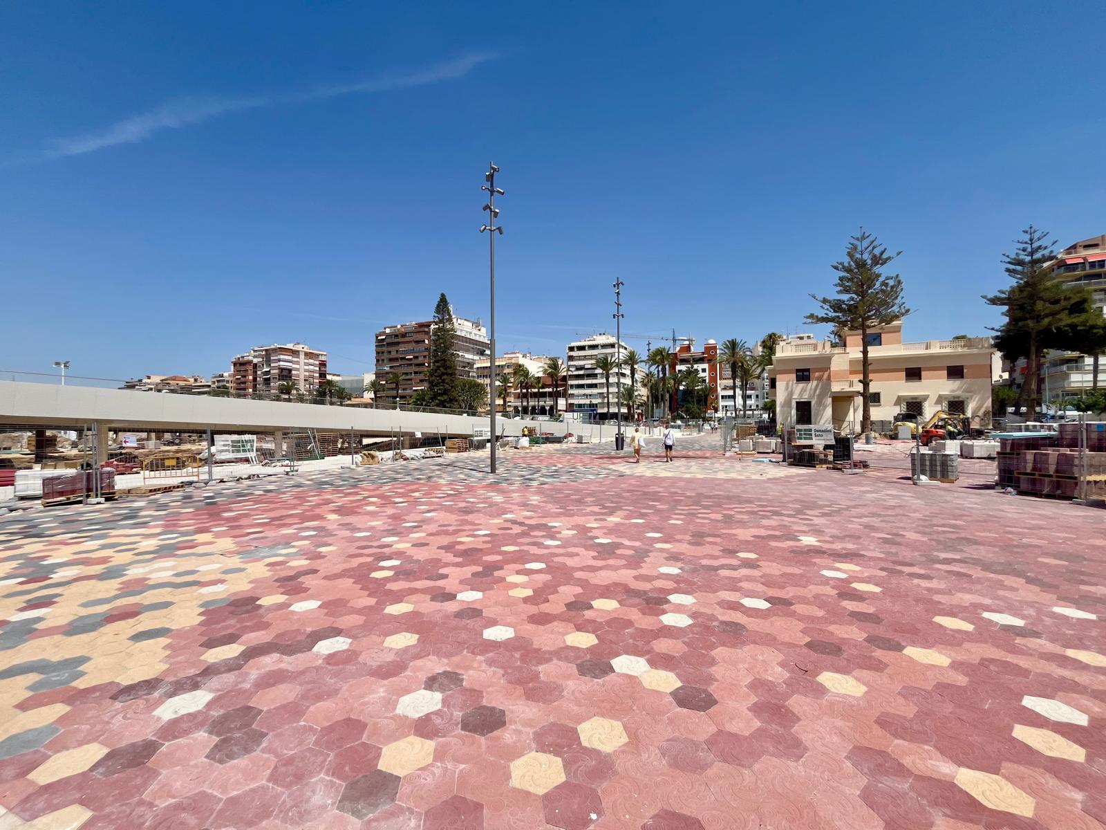 For sale - 3 Bedroom 1 Bathroom Apartment in Torrevieja - Centro  - Alicante