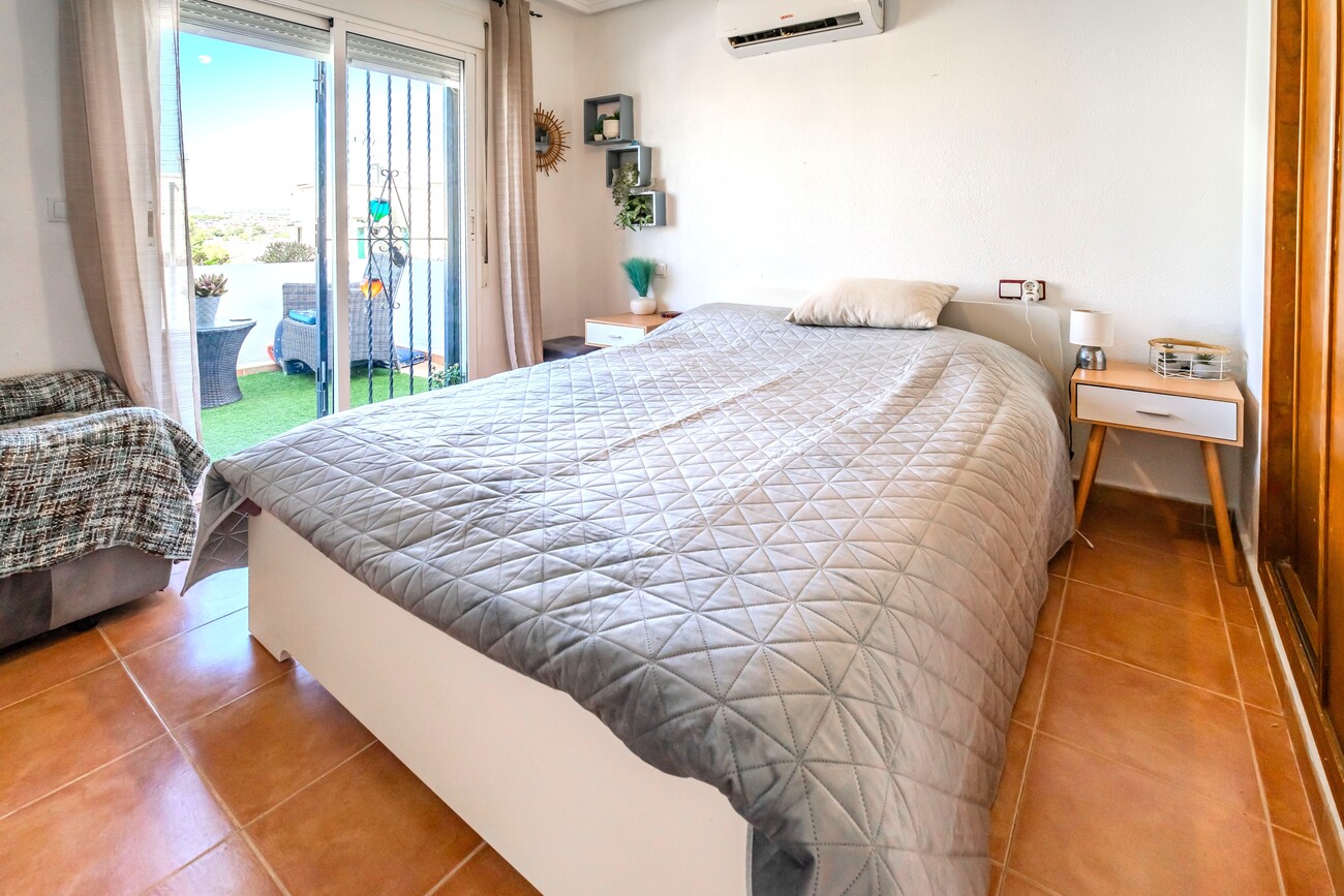 For sale - 3 Bedroom 1 Bathroom Semi Detached in Los Altos - Res Valle de los pinos  - Alicante