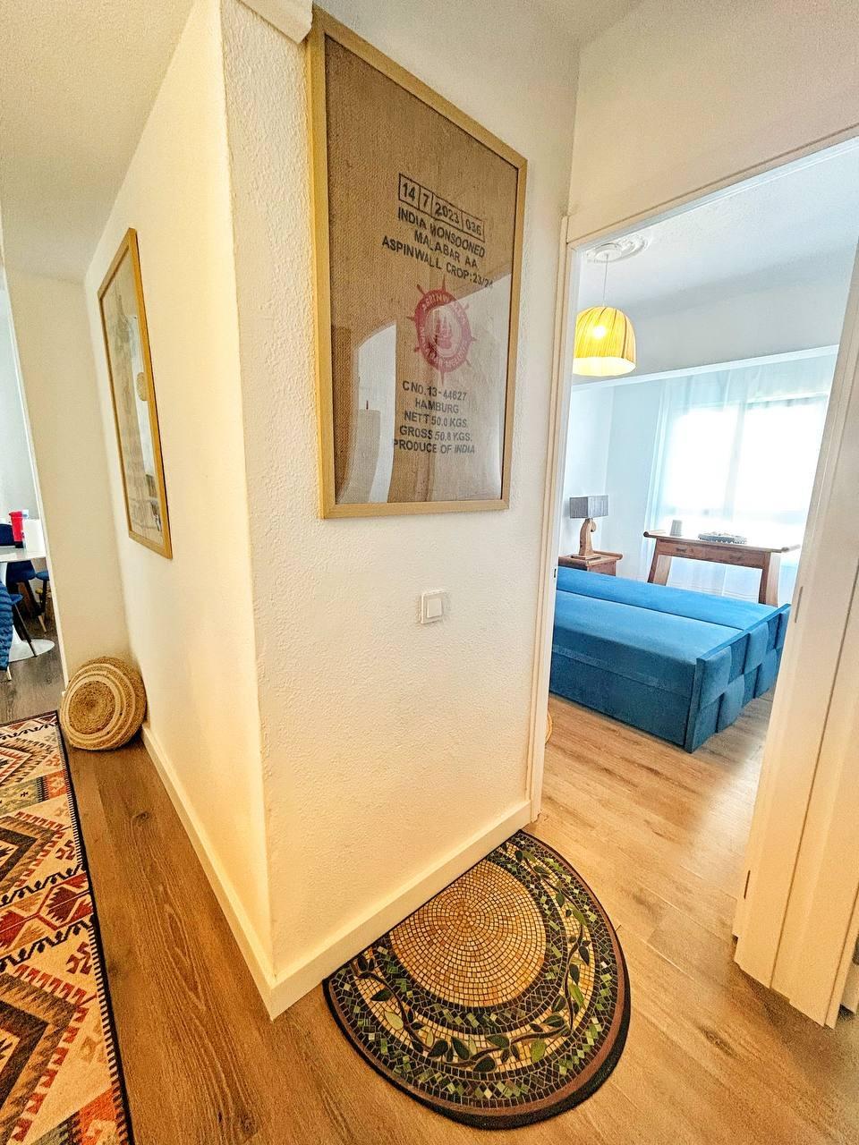 For sale - 3 Bedroom 1 Bathroom Penthouse in Torrevieja - Centro  - Alicante