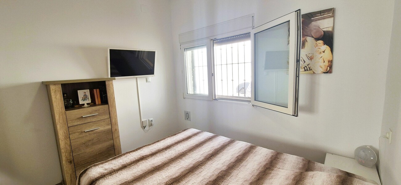 For sale - 2 Bedroom 1 Bathroom Bungalow in Blue Lagoon - Costa Blanca  - Alicante