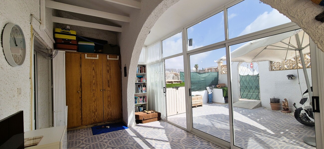 For sale - 2 Bedroom 1 Bathroom Bungalow in Blue Lagoon - Costa Blanca  - Alicante