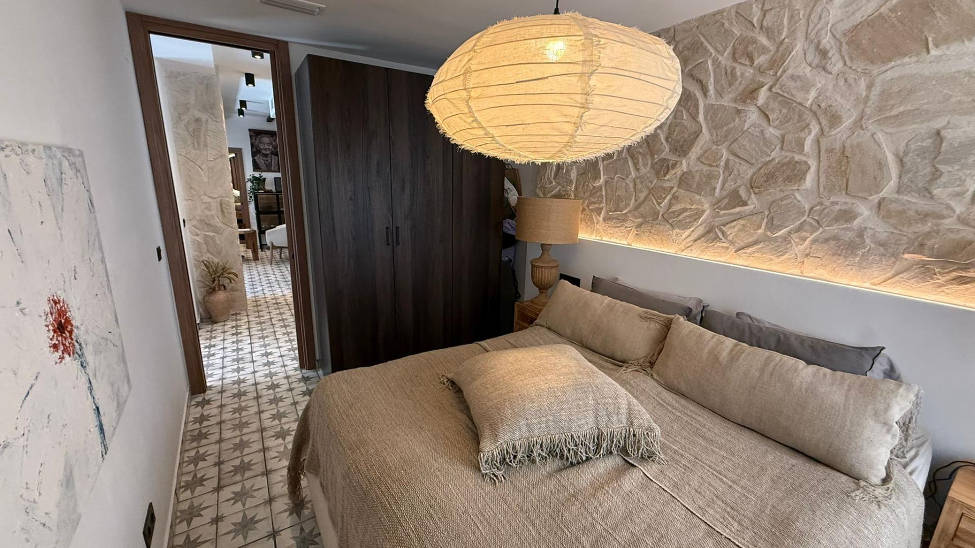 For sale - 2 Bedroom 2 Bathroom Apartment in Torrevieja - Estacion De Autobuses  - Alicante