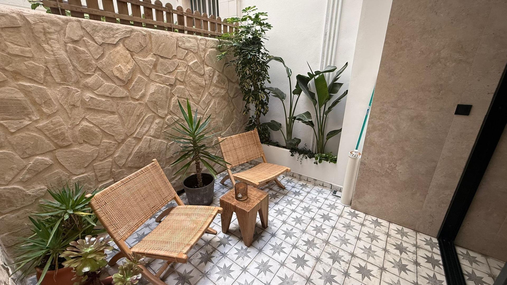 For sale - 2 Bedroom 2 Bathroom Apartment in Torrevieja - Estacion De Autobuses  - Alicante