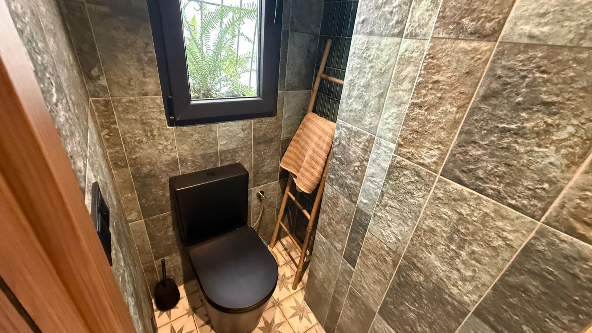 For sale - 2 Bedroom 2 Bathroom Apartment in Torrevieja - Estacion De Autobuses  - Alicante