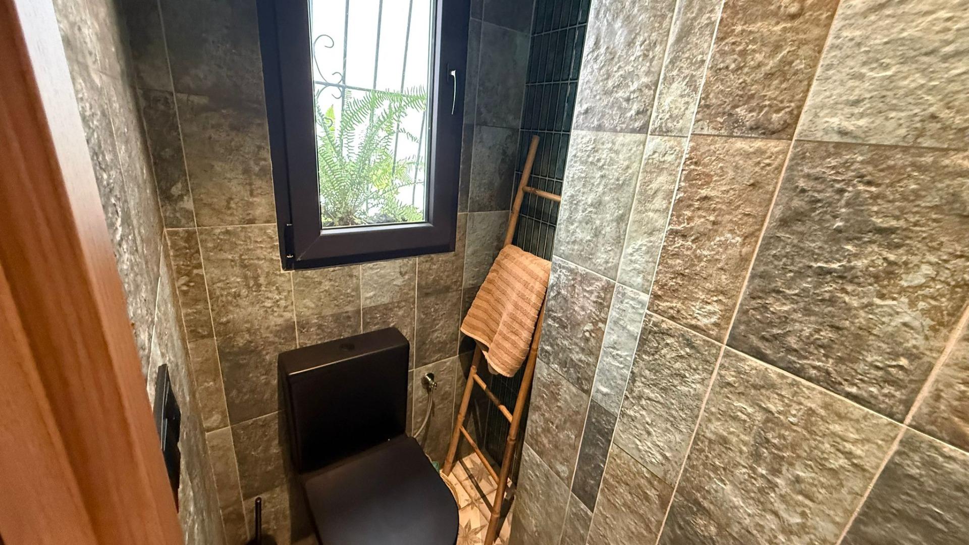 For sale - 2 Bedroom 2 Bathroom Apartment in Torrevieja - Estacion De Autobuses  - Alicante