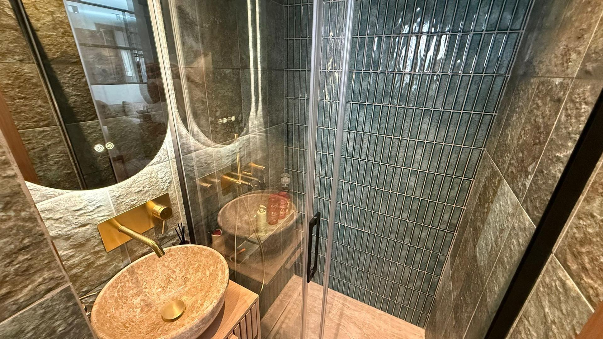 For sale - 2 Bedroom 2 Bathroom Apartment in Torrevieja - Estacion De Autobuses  - Alicante