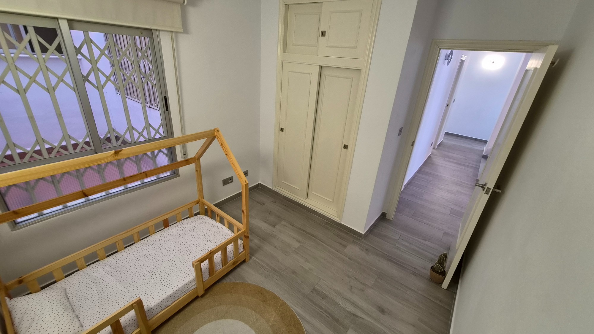 For sale - 3 Bedroom 2 Bathroom Apartment in Torrevieja - Costa Blanca  - Alicante