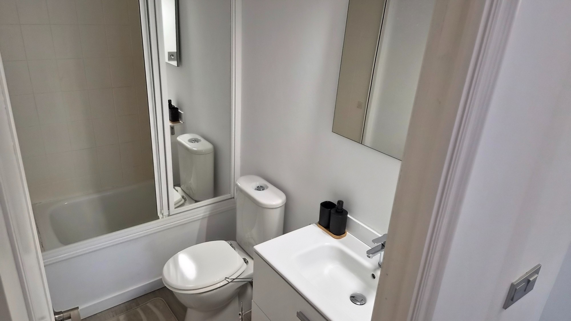 For sale - 3 Bedroom 2 Bathroom Apartment in Torrevieja - Costa Blanca  - Alicante
