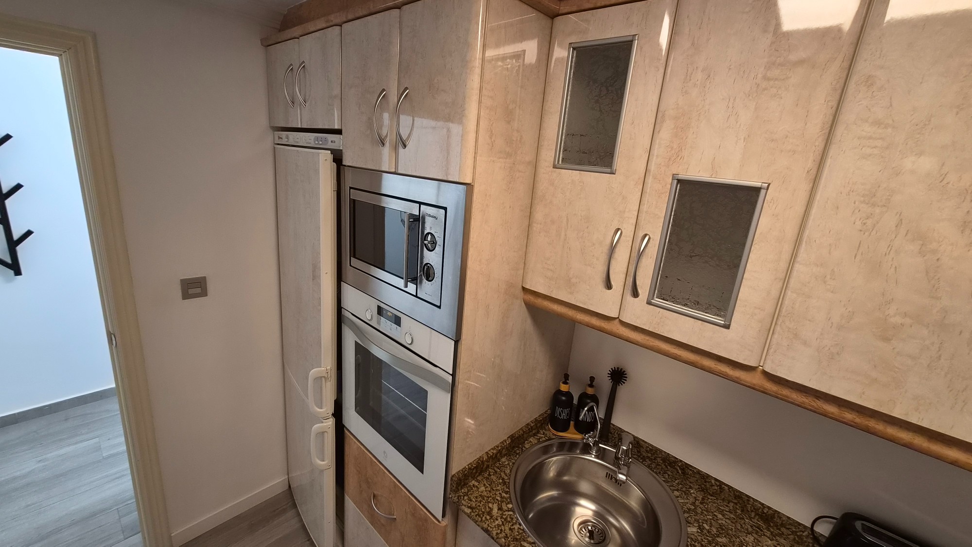 For sale - 3 Bedroom 2 Bathroom Apartment in Torrevieja - Costa Blanca  - Alicante