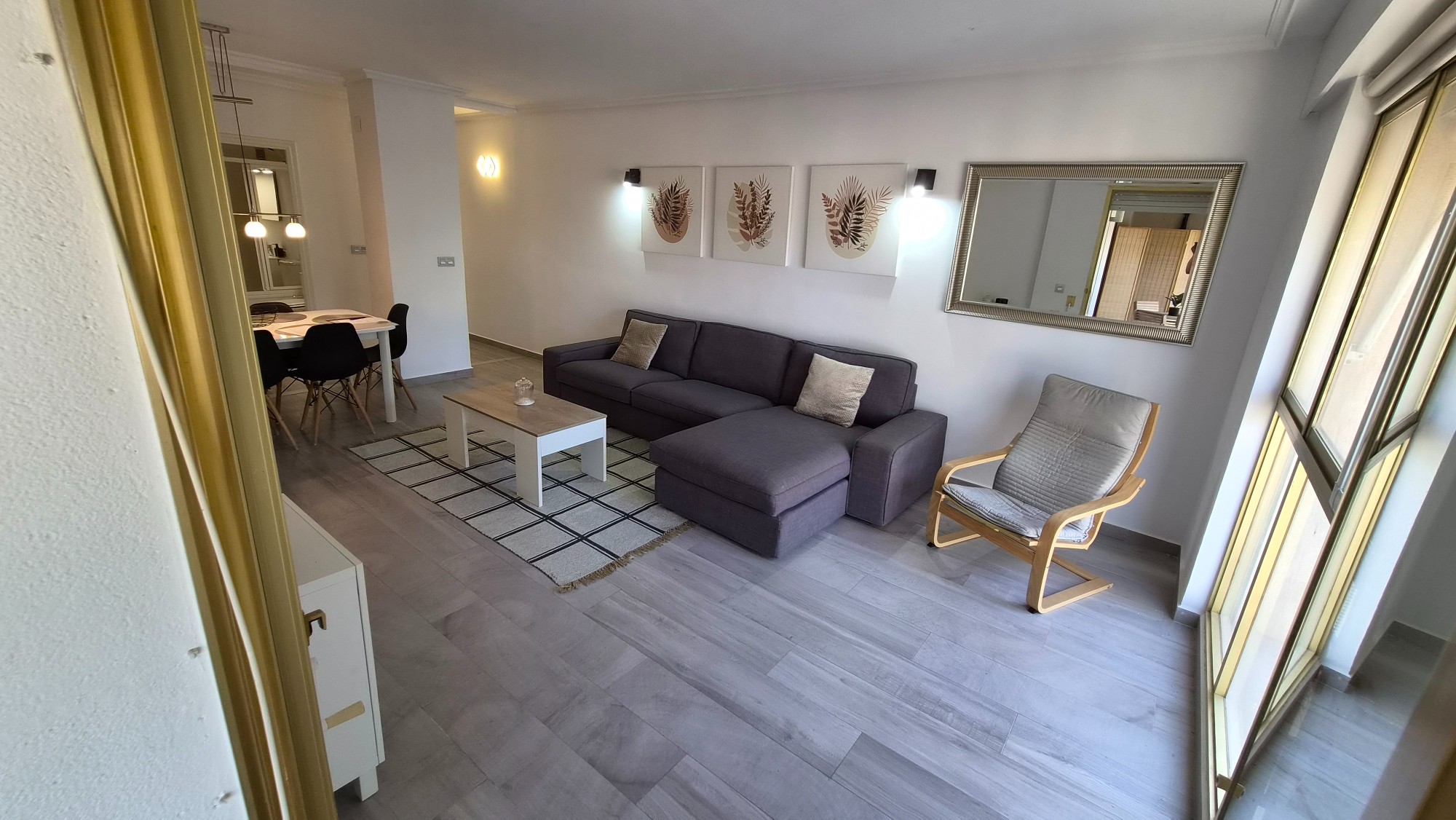 For sale - 3 Bedroom 2 Bathroom Apartment in Torrevieja - Costa Blanca  - Alicante